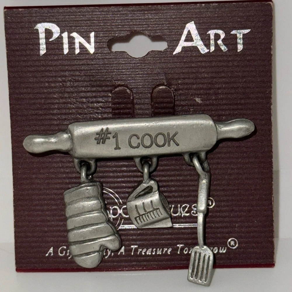SPOONTIQUES Pin 1990’s PEWTER #1 Cook DANGLE BROOCH Brooch Vintage